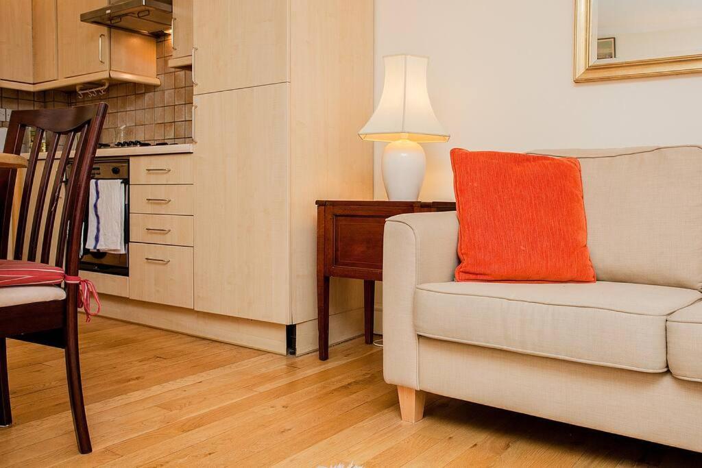 Bright 2 Bedroom Flat In Central ロンドン エクステリア 写真